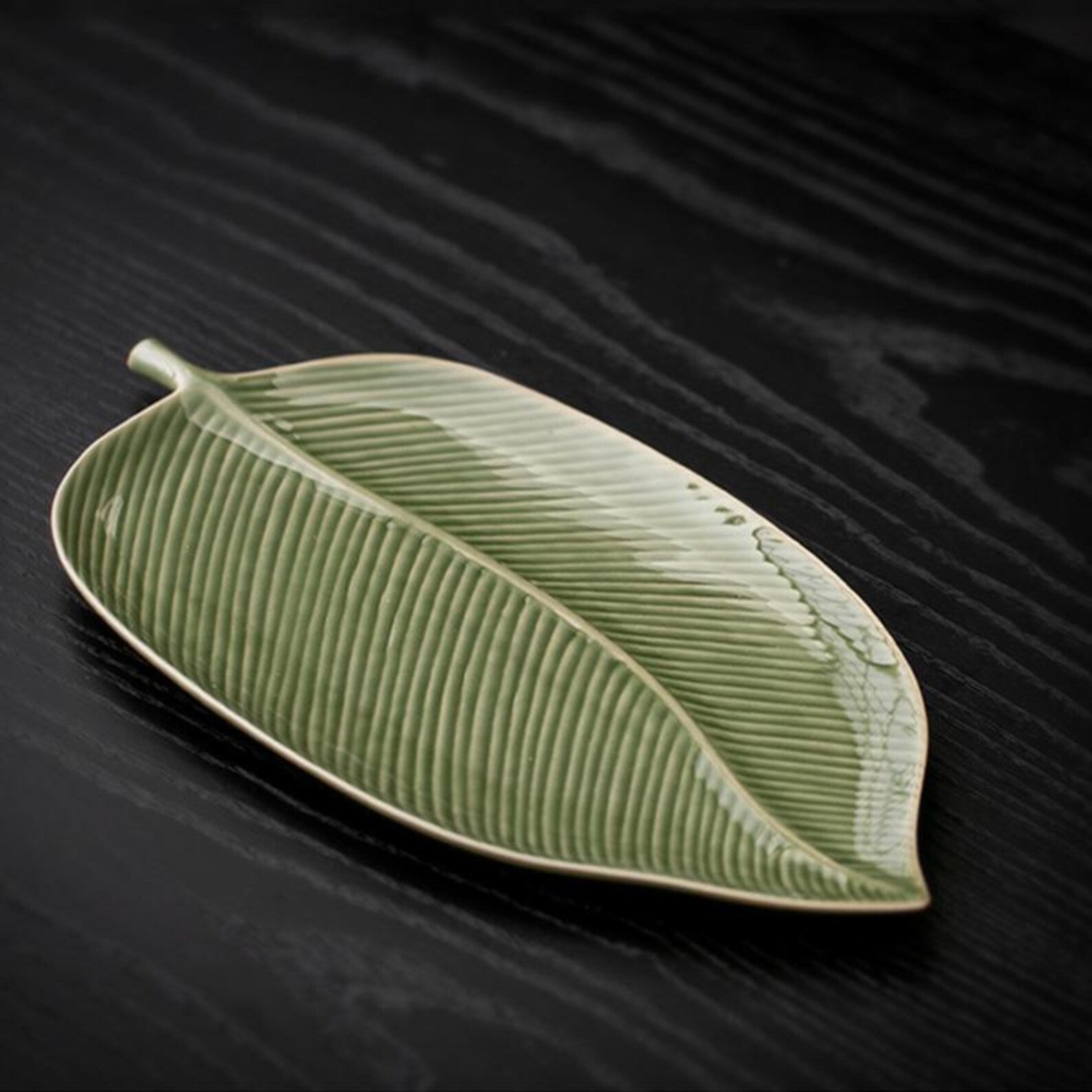 Artisan Emerald Leaf Tea Set — 5-Piece Ceremonial Collection with Tea Caddy