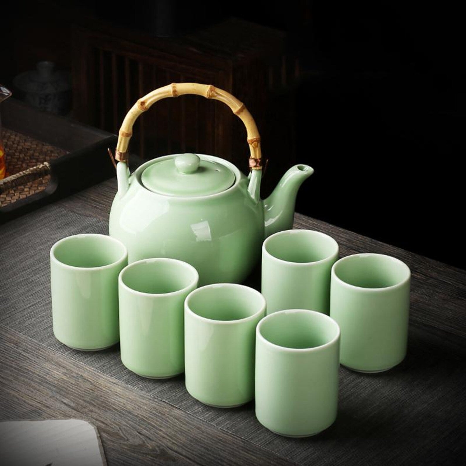 Imperial Handcrafted Porcelain Tea Set — Elegant High-Capacity Ceremonial Collection