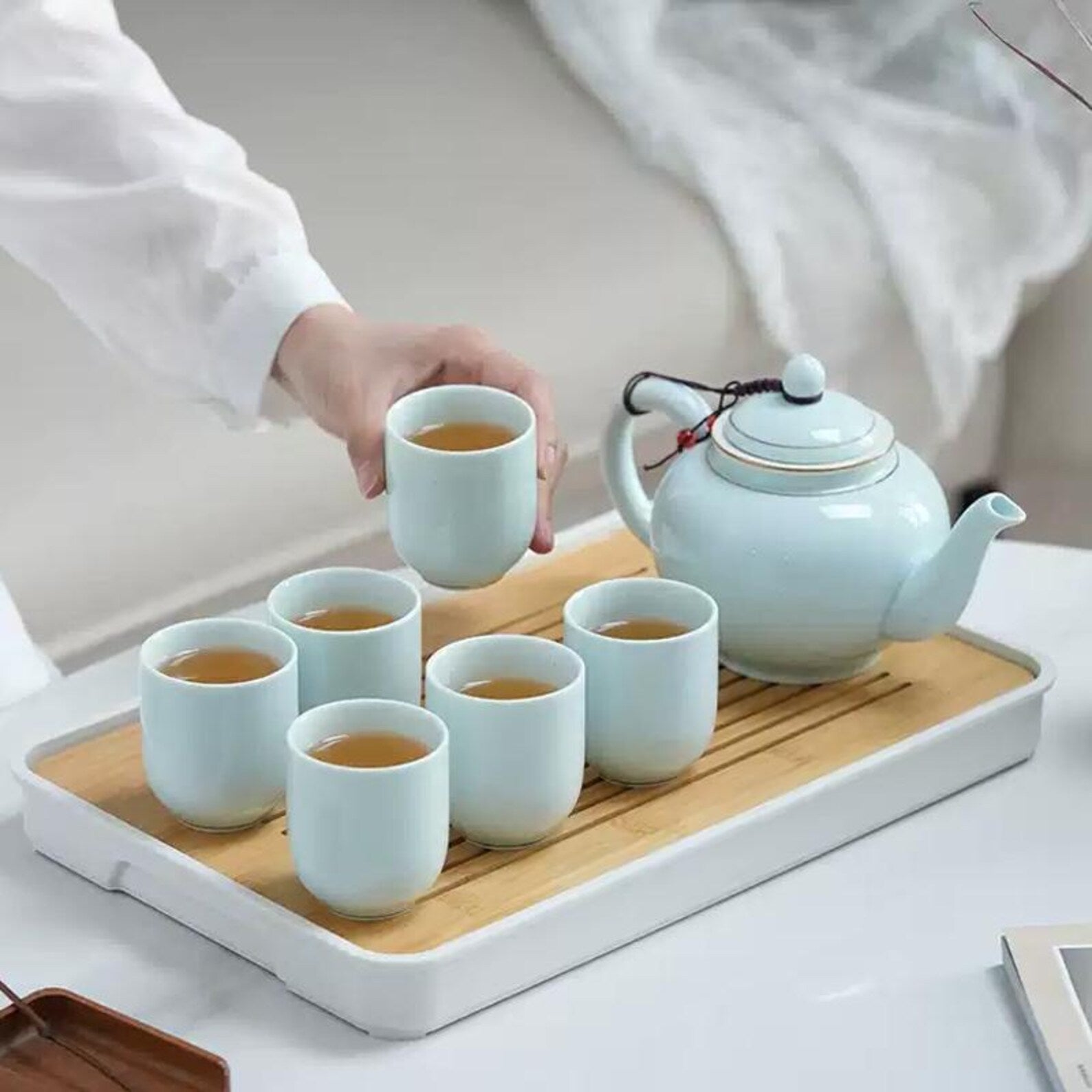 Handcrafted Zen Porcelain Gongfu Tea Set — Elegant Gold-Trimmed Edition