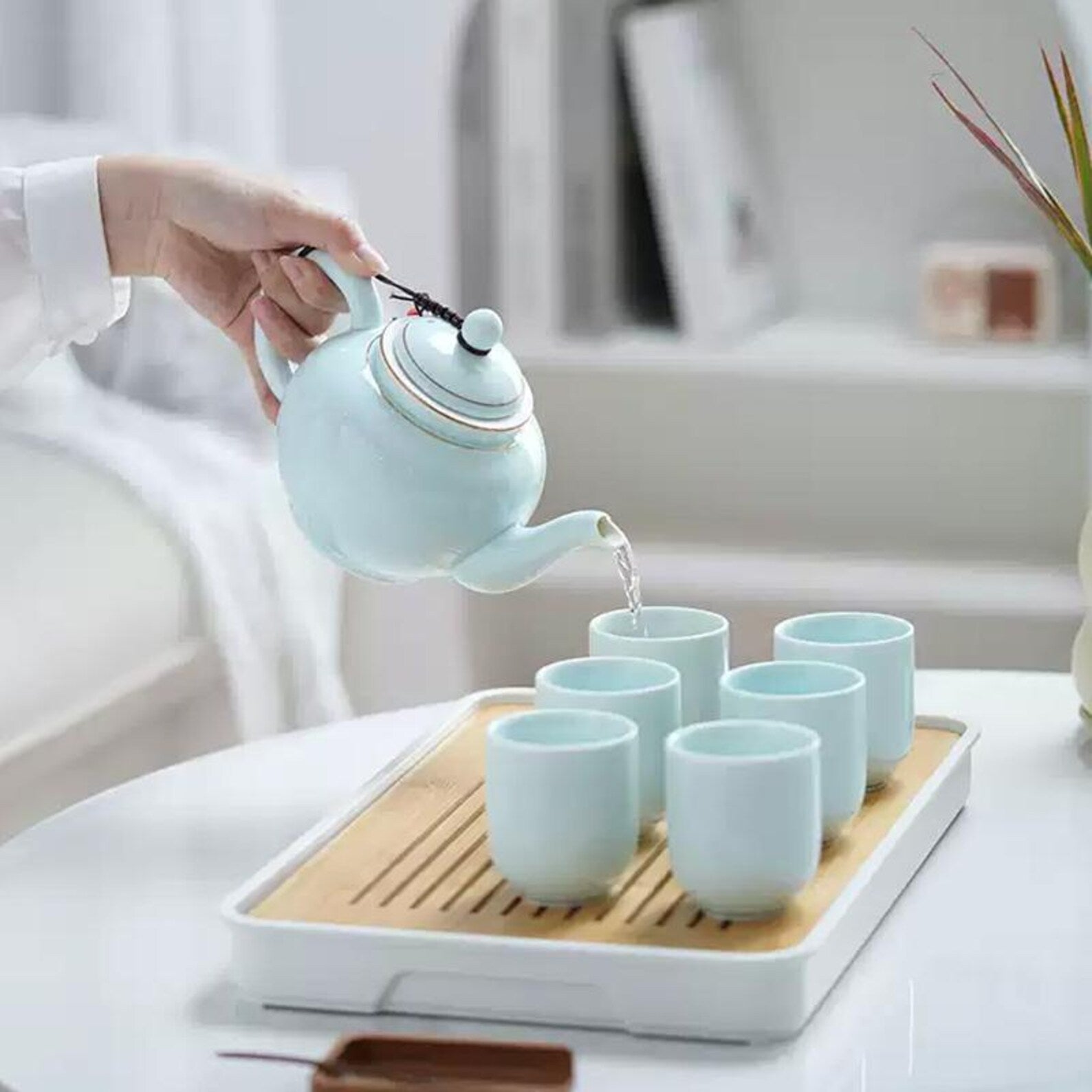 Handcrafted Zen Porcelain Gongfu Tea Set — Elegant Gold-Trimmed Edition