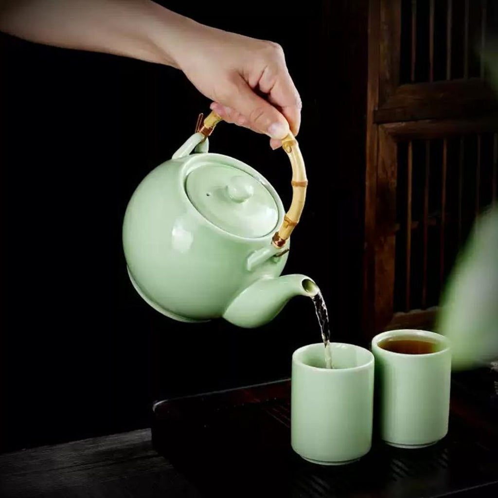 Imperial Handcrafted Porcelain Tea Set — Elegant High-Capacity Ceremonial Collection