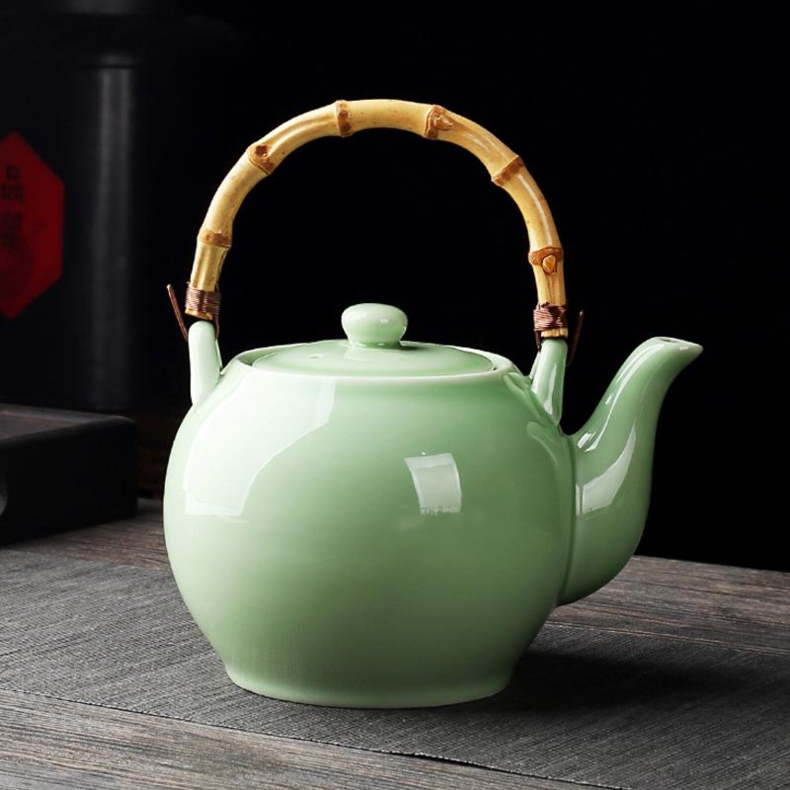 Imperial Handcrafted Porcelain Tea Set — Elegant High-Capacity Ceremonial Collection
