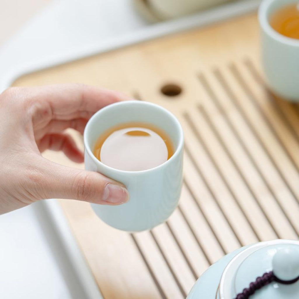 Handcrafted Zen Porcelain Gongfu Tea Set — Elegant Gold-Trimmed Edition