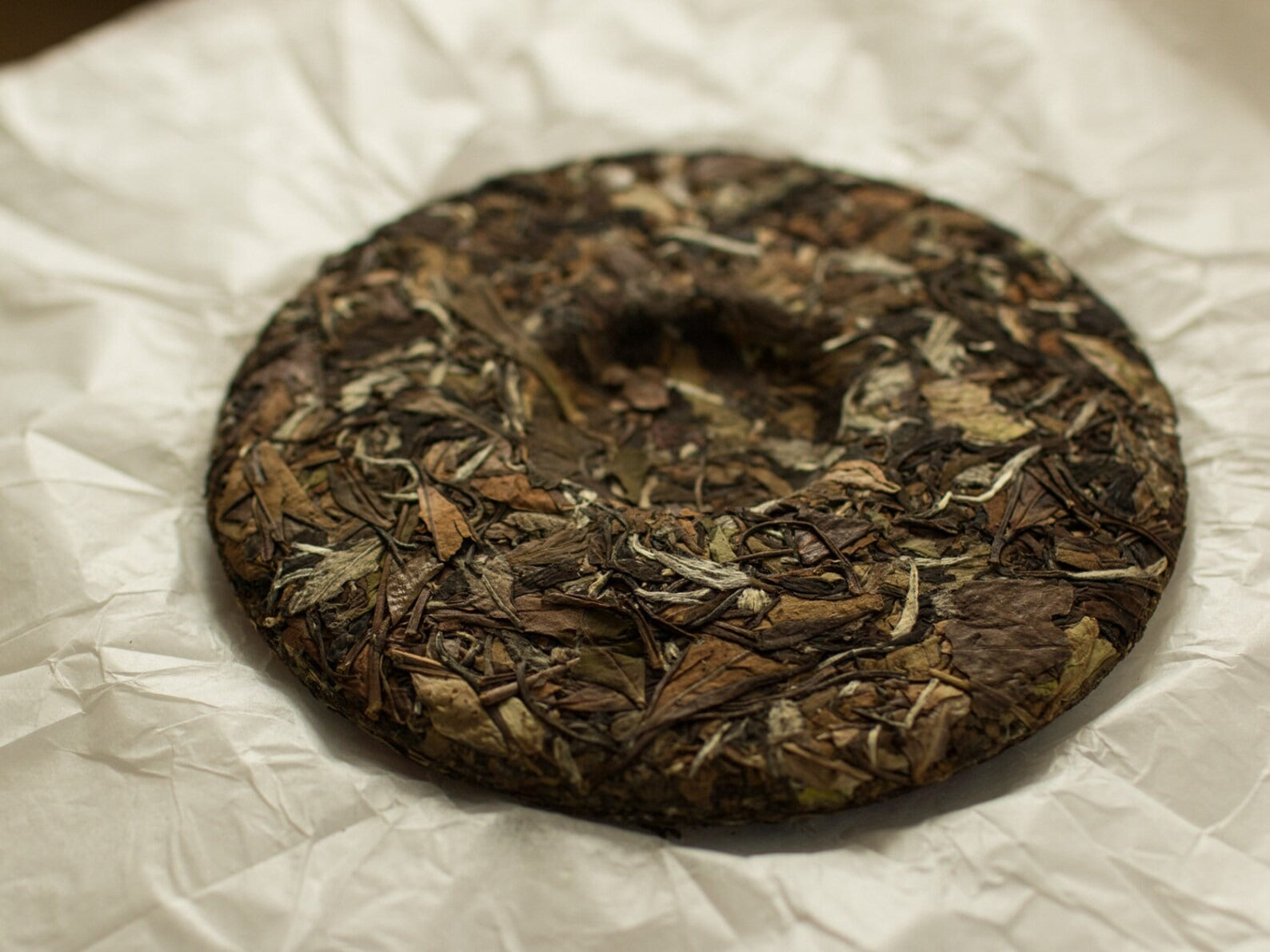 2016 Vintage Autumn Shou Mei Aged White Tea Cake