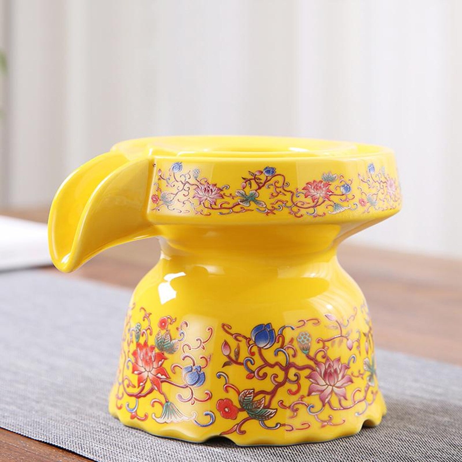 Imperial Rotating Stone Mill Automatic Tea Set — Handcrafted Floral Porcelain Edition