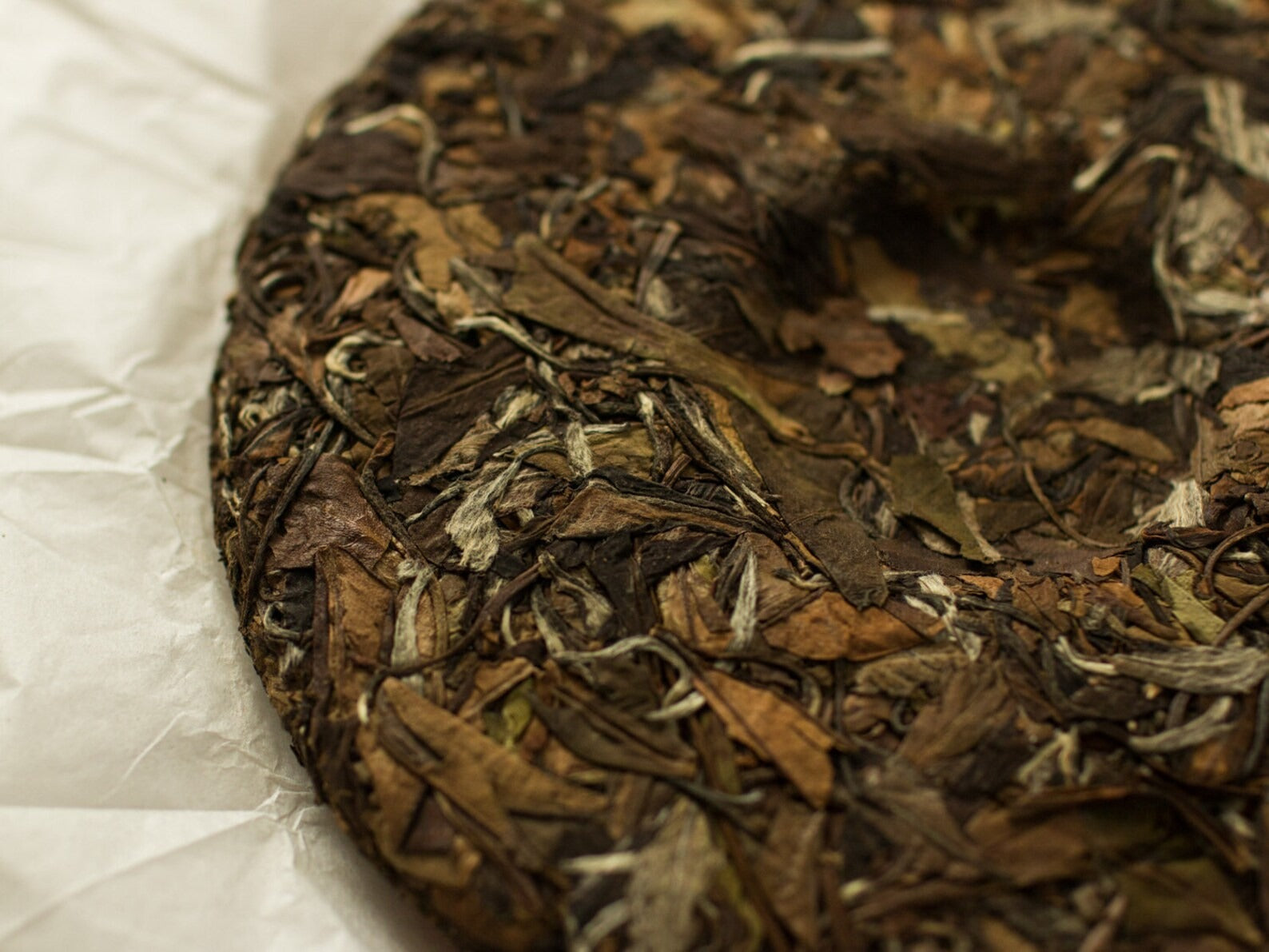 2016 Vintage Autumn Shou Mei Aged White Tea Cake