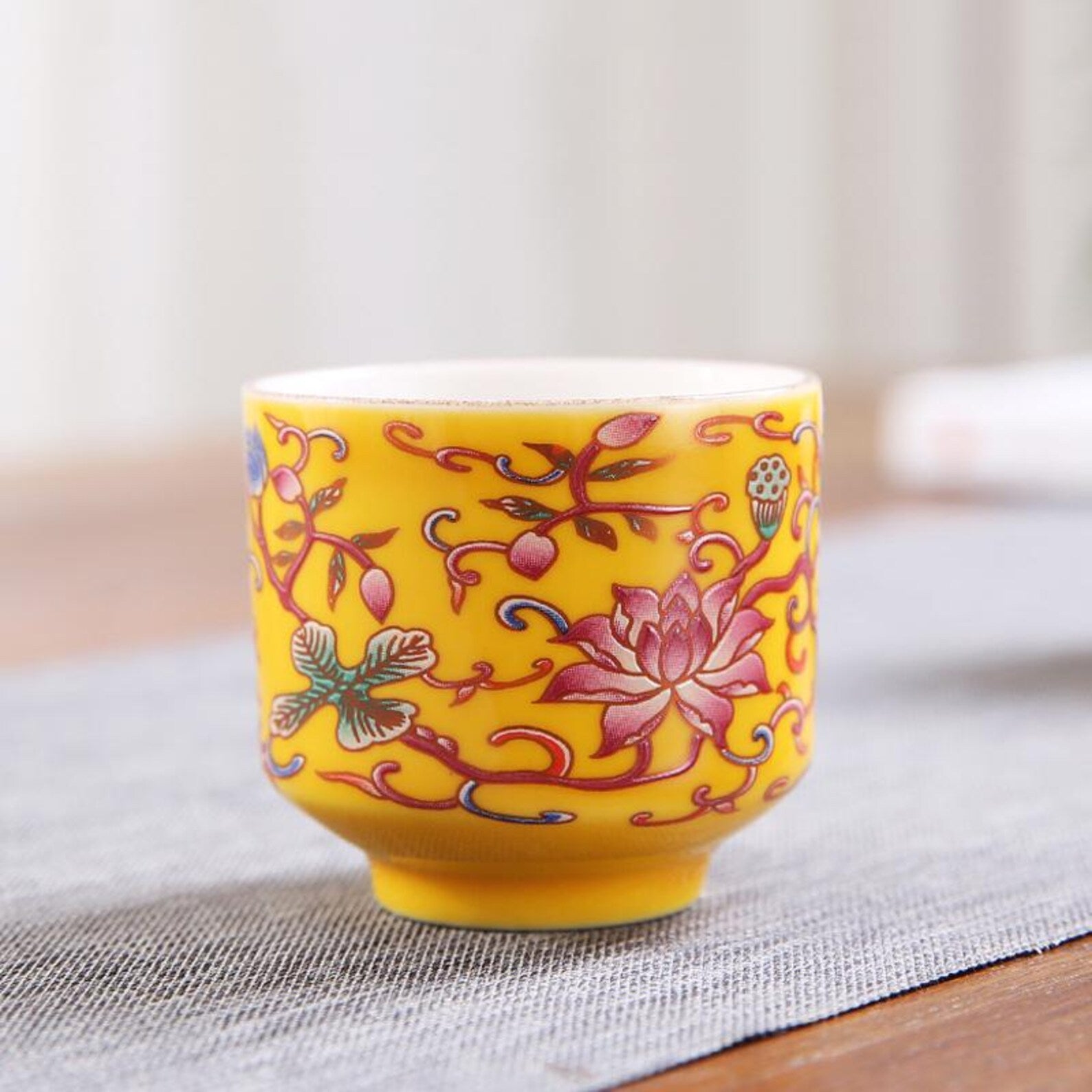Imperial Rotating Stone Mill Automatic Tea Set — Handcrafted Floral Porcelain Edition