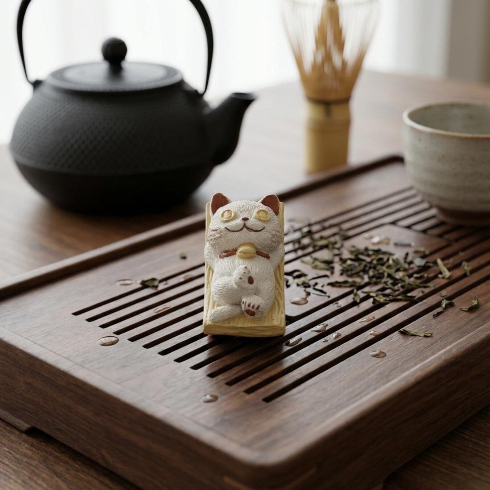 Artisan Ceramic "Relaxed Zen Cats" Tea Pet Set